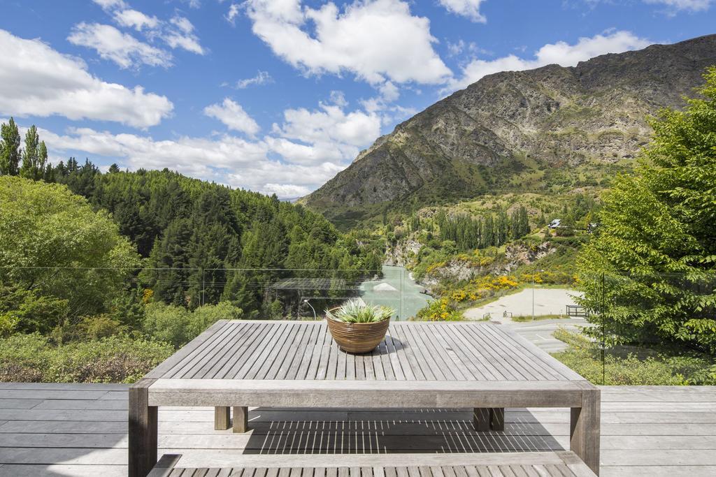 Riverview Retreat Holiday Home By Majordomo كوينستاون المظهر الخارجي الصورة